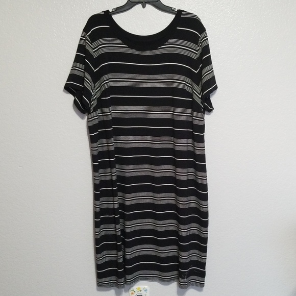 Ava & Viv Dresses & Skirts - Ava & Viv Black/White Striped Shirt Dress